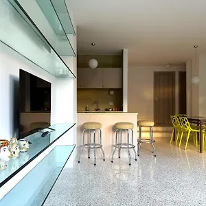  Apartment Navigli Center